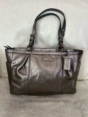 Coach Gallery Tote Metallic Pewter Leather Shoulder Bag F17721 East West